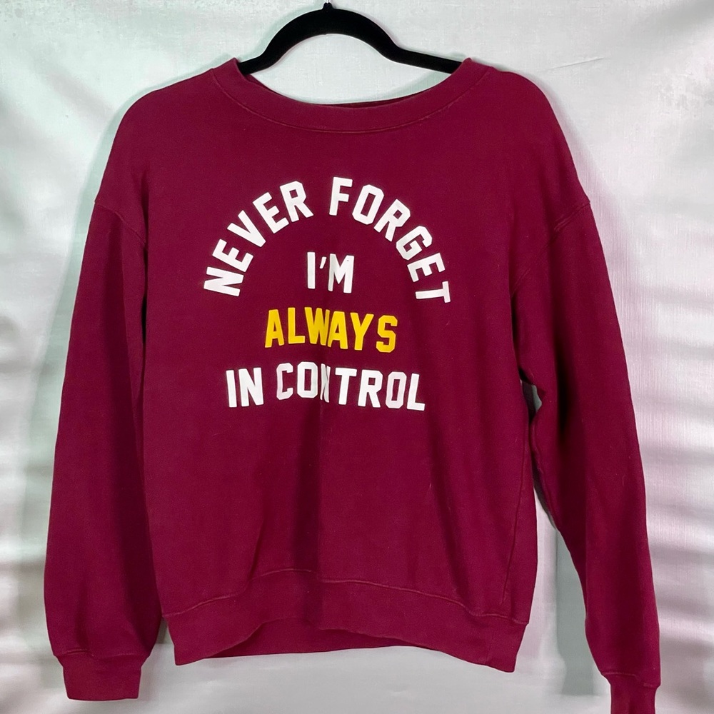 Wound Up Graphic Long Sleeve Juniors Size Medium 7-9 Burgundy Sweatshirt